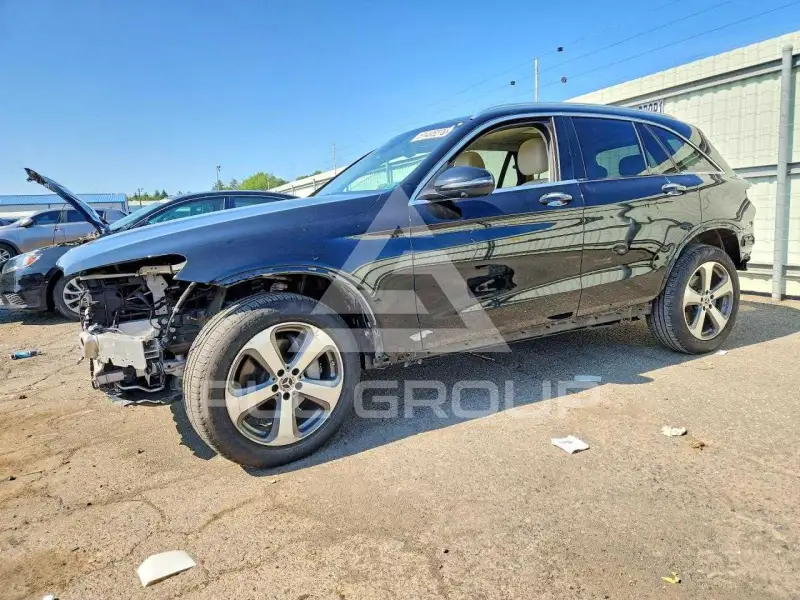 2020 Mercedes Benz GLC-Class фото