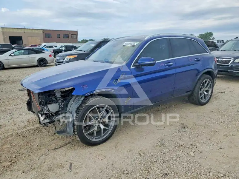 2020 Mercedes Benz GLC-Class photo