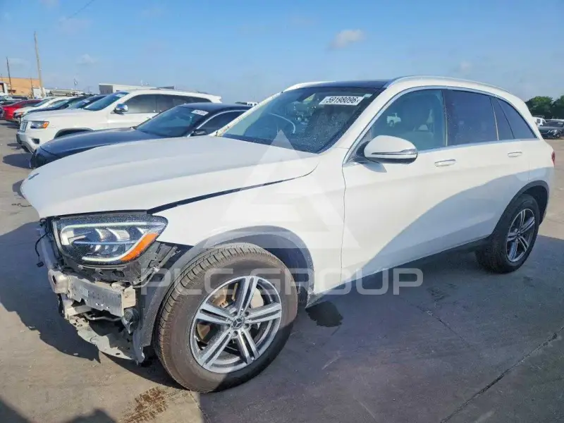 2020 Mercedes Benz GLC-Class photo