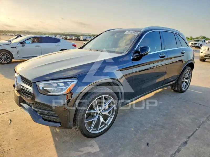 2020 Mercedes Benz GLC-Class photo