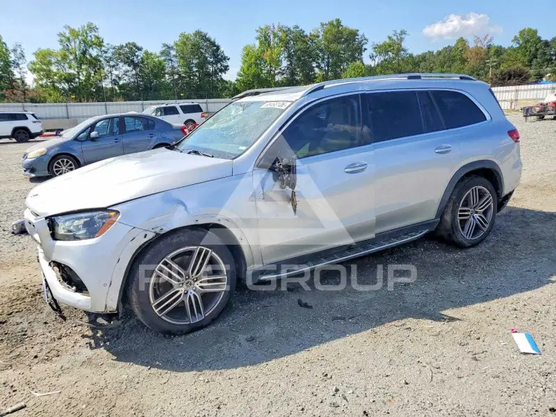 2020 Mercedes Benz GLS-Class photo