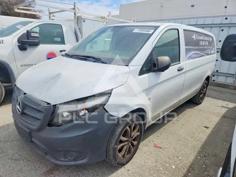 2020 Mercedes Benz METRIS photo