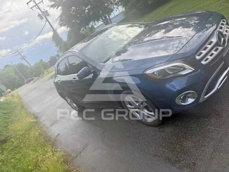 2020 Mercedes Benz CLA 250 фото