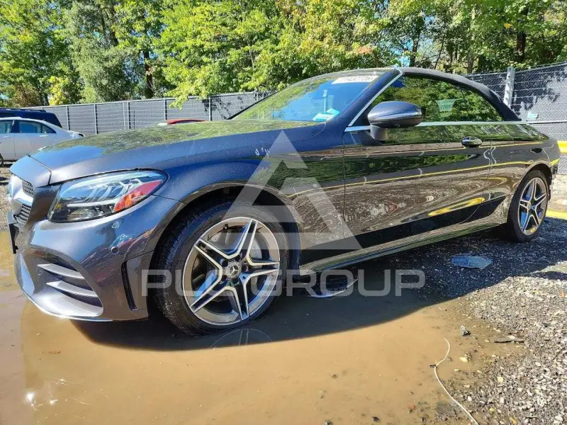 2020 Mercedes Benz C-Class фото