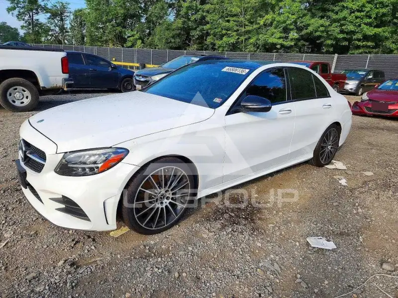 2020 Mercedes Benz C-Class фото