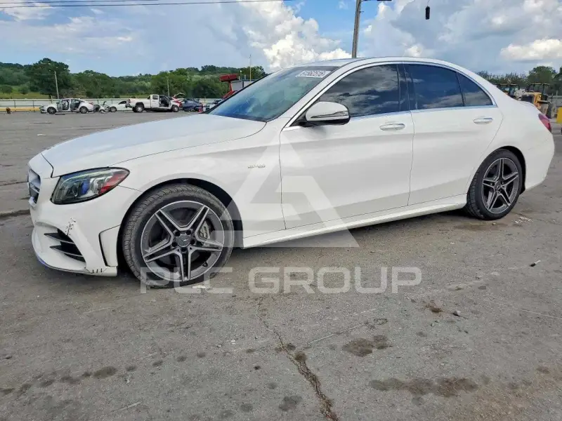 2020 Mercedes Benz C-Class photo