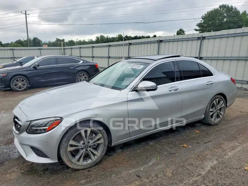 2020 Mercedes Benz C-Class photo