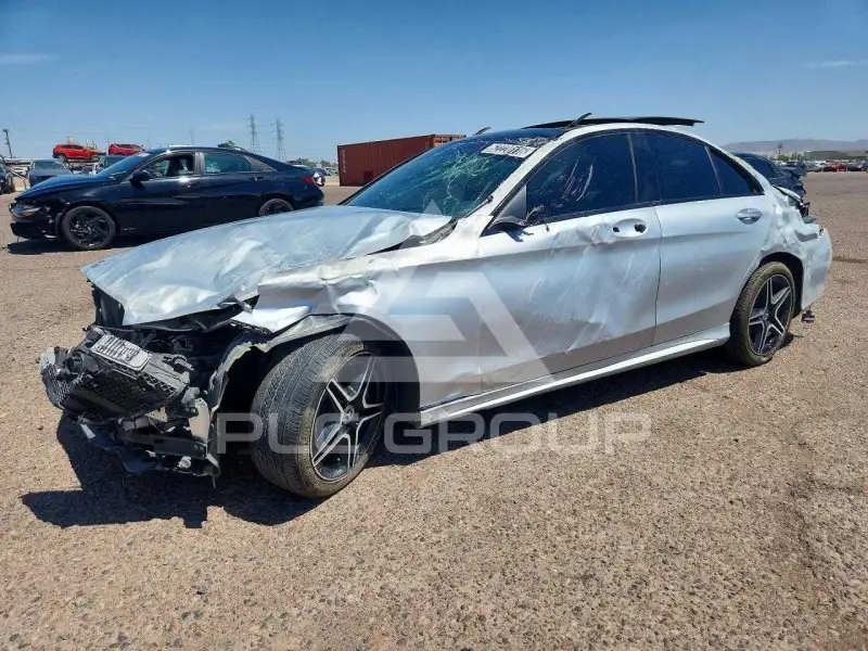 2020 Mercedes Benz C-Class фото