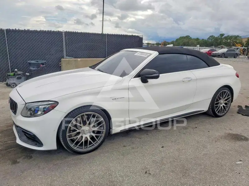 2020 Mercedes Benz C-Class photo