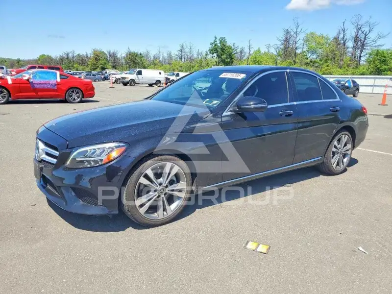 2020 Mercedes Benz C-Class photo
