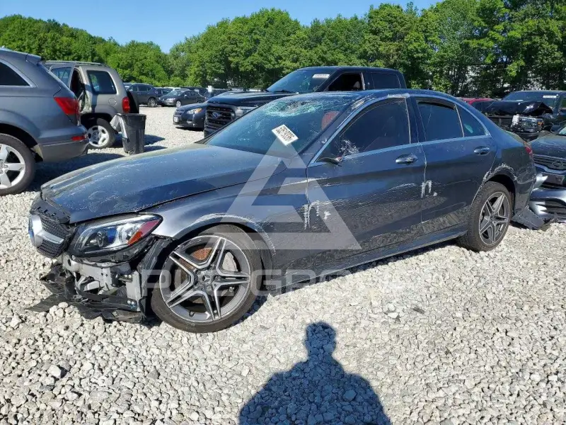 2020 Mercedes Benz C-Class photo