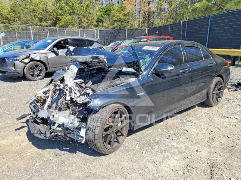 2020 Mercedes Benz C-Class photo