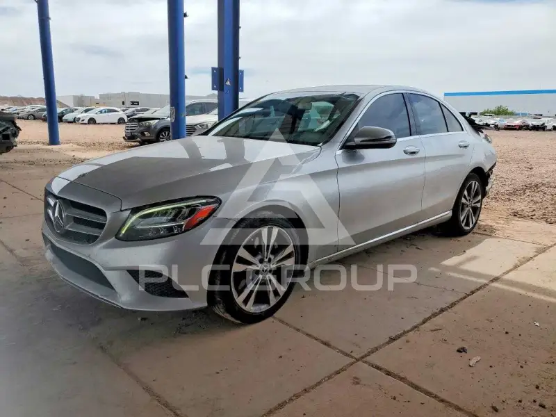 2020 Mercedes Benz C-Class фото