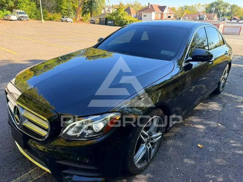 2020 Mercedes Benz E-Class фото
