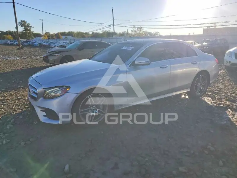 2020 Mercedes Benz E-Class фото