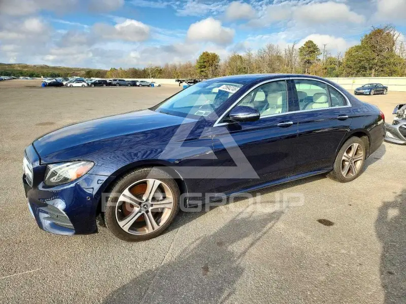 2020 Mercedes Benz E-Class фото
