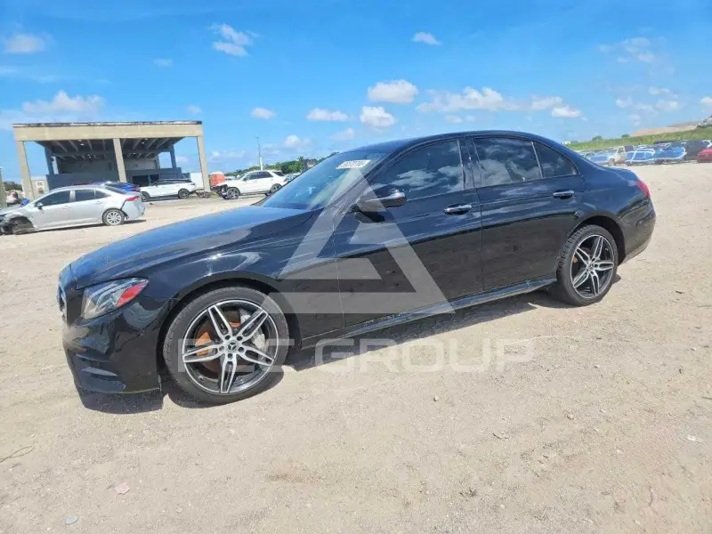 2020 Mercedes Benz E-Class photo