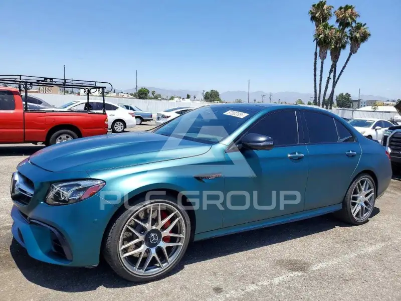 2020 Mercedes Benz E-Class фото
