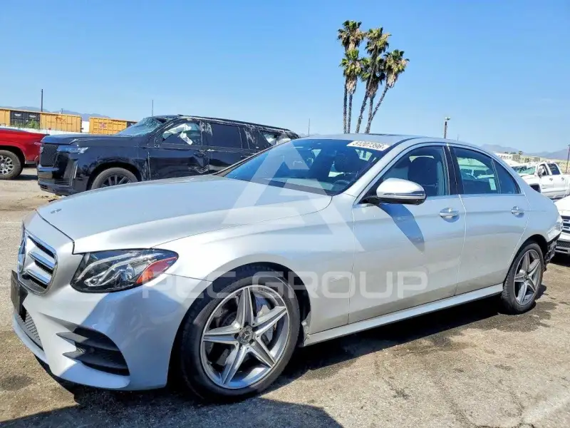 2020 Mercedes Benz E-Class фото