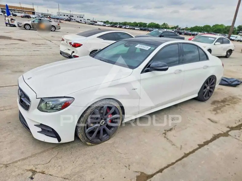 2020 Mercedes Benz E-Class photo