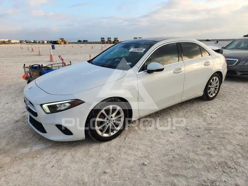 2020 Mercedes Benz A фото