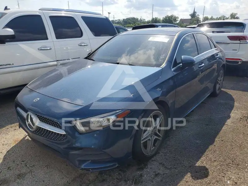 2020 Mercedes Benz A фото