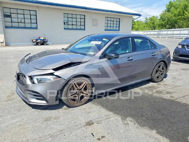 2020 Mercedes Benz A фото