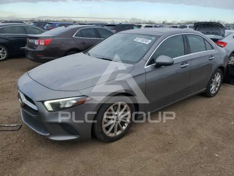 2020 Mercedes Benz A фото
