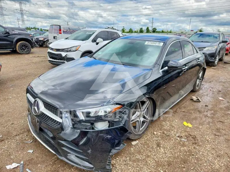 2020 Mercedes Benz A photo