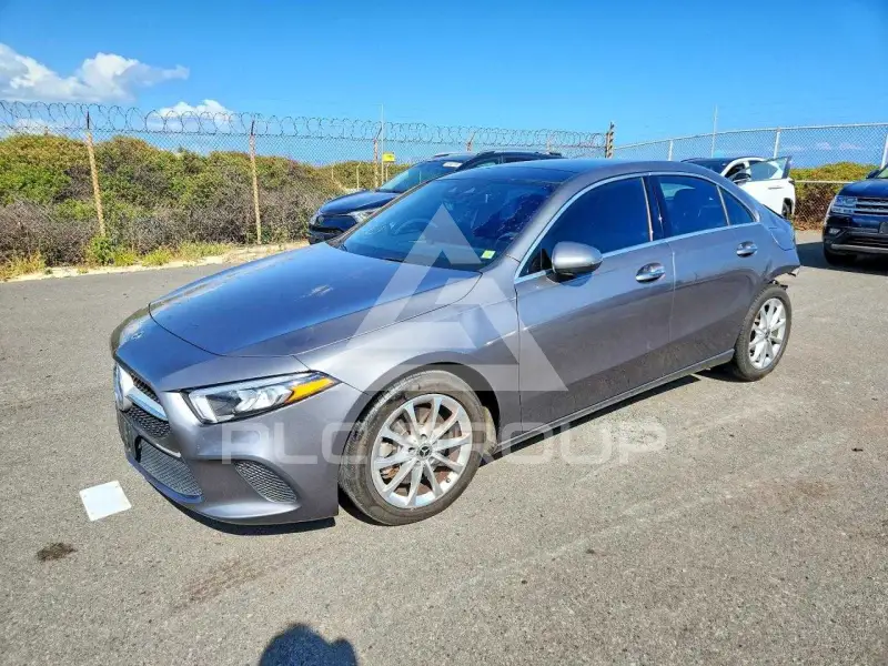 2020 Mercedes Benz A photo