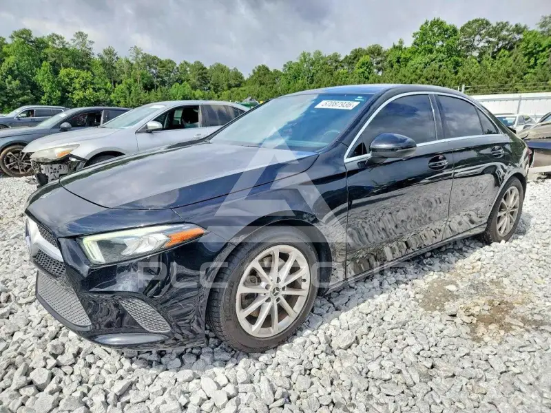 2020 Mercedes Benz A фото