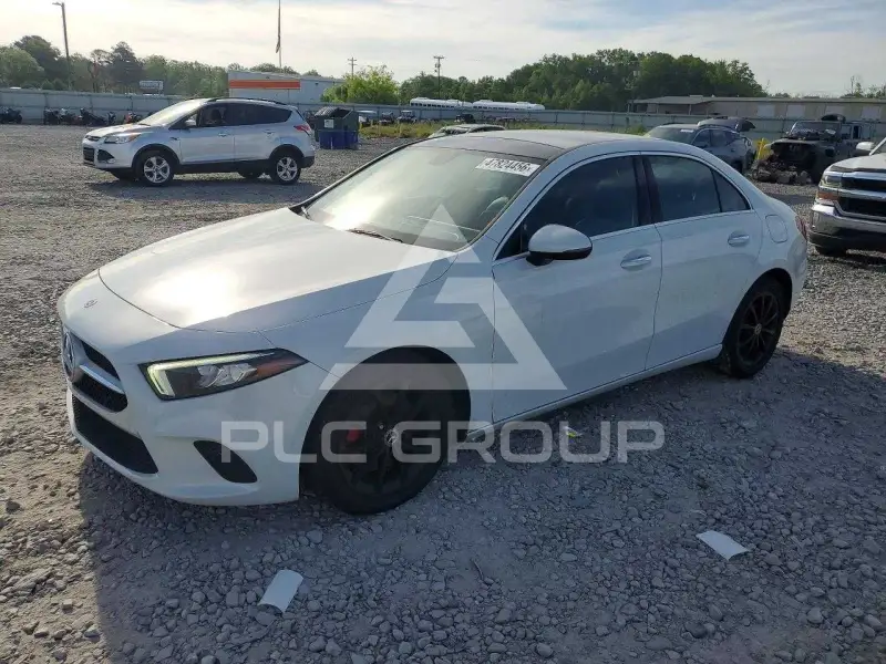 2020 Mercedes Benz A фото