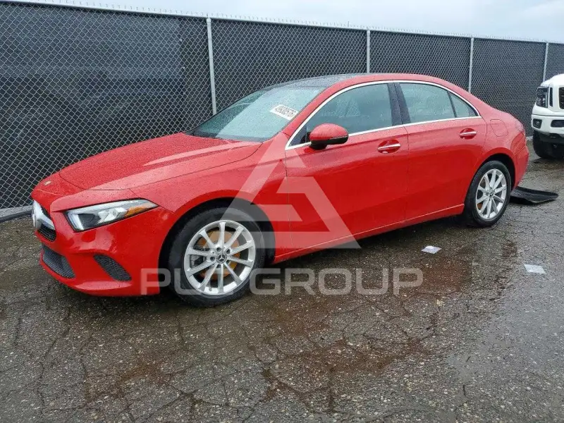 2020 Mercedes Benz A photo