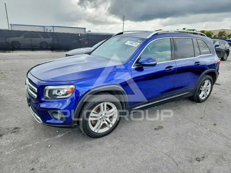2020 Mercedes Benz GLB фото