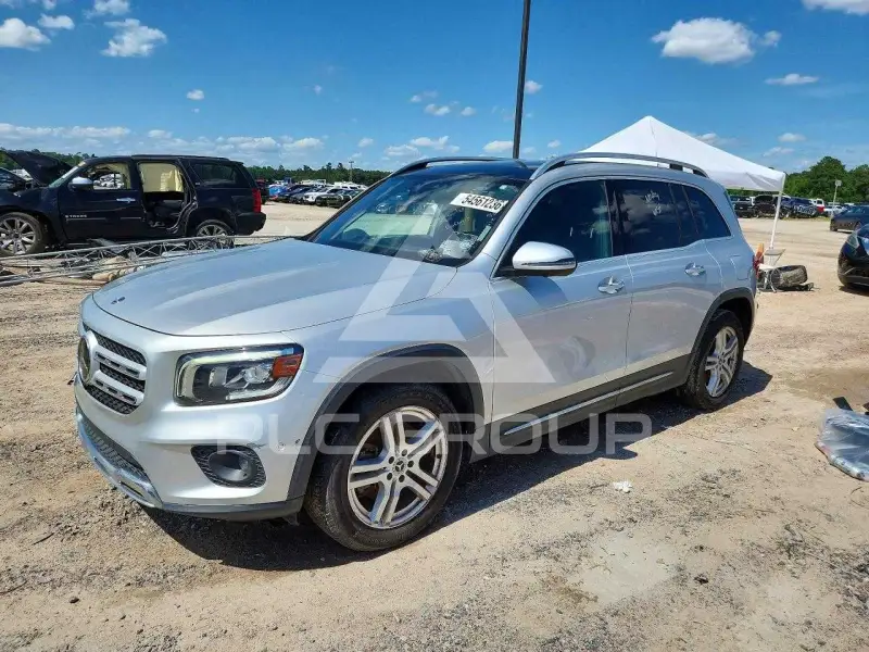 2020 Mercedes Benz GLB фото