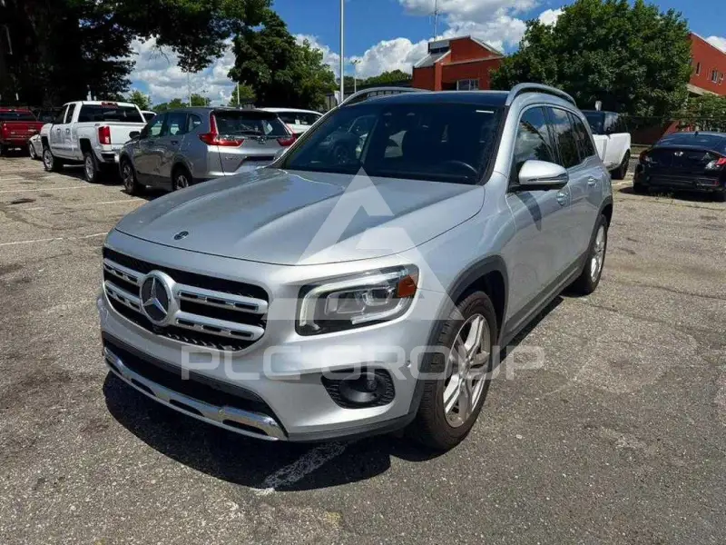 2020 Mercedes Benz GLB фото