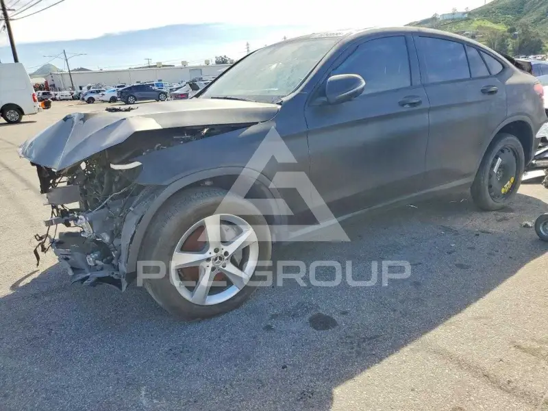 2020 Mercedes Benz GLC-Class фото