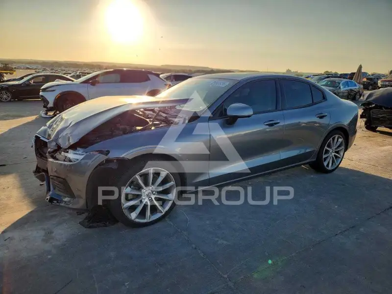 2020 Volvo S60 фото