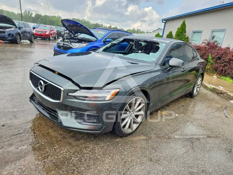 2020 Volvo S60 фото