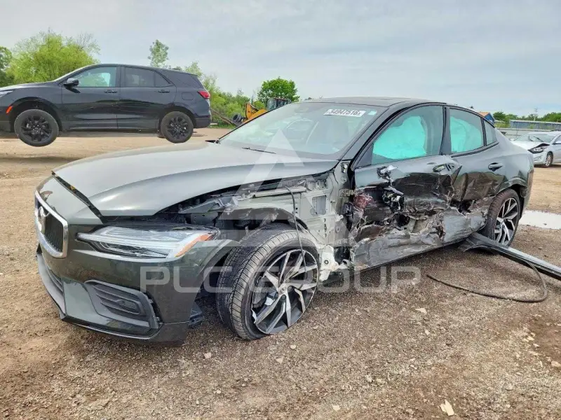 2020 Volvo S60 фото