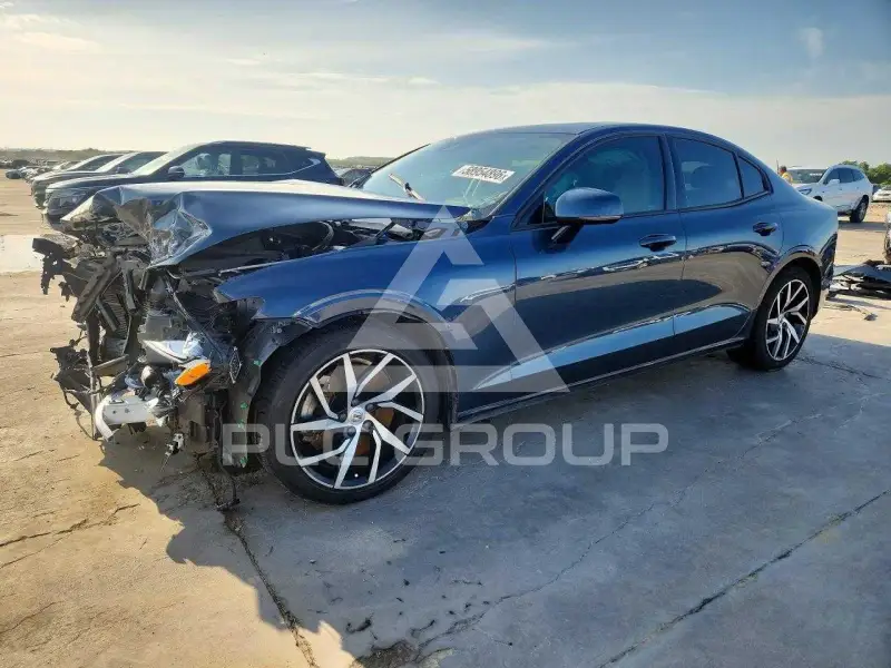 2020 Volvo S60 photo