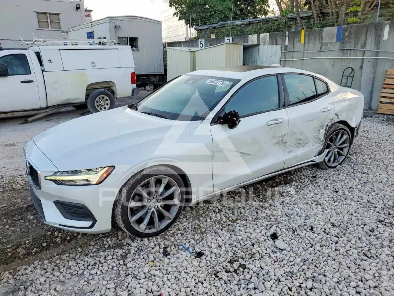 2020 Volvo S60 фото