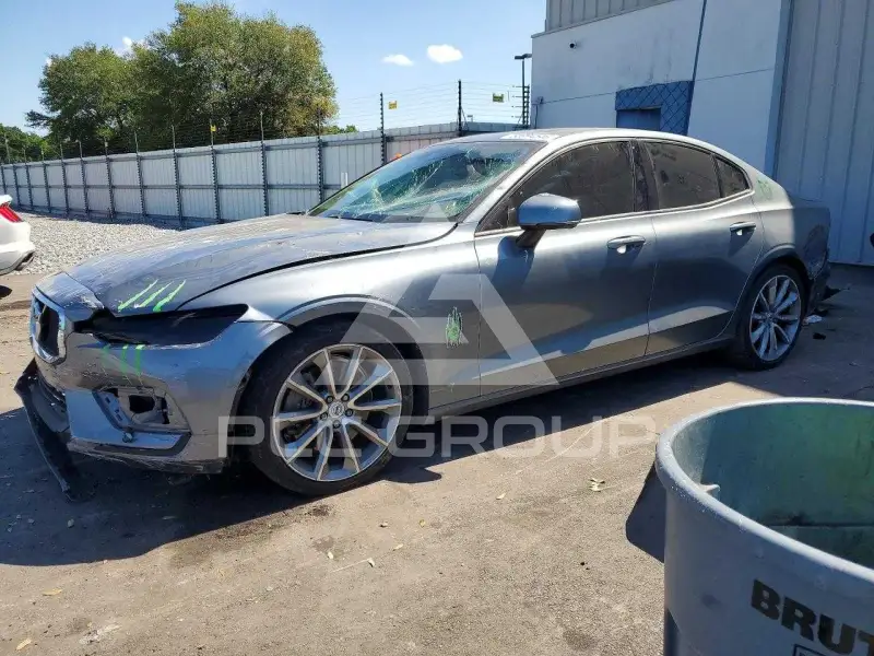 2020 Volvo S60 фото