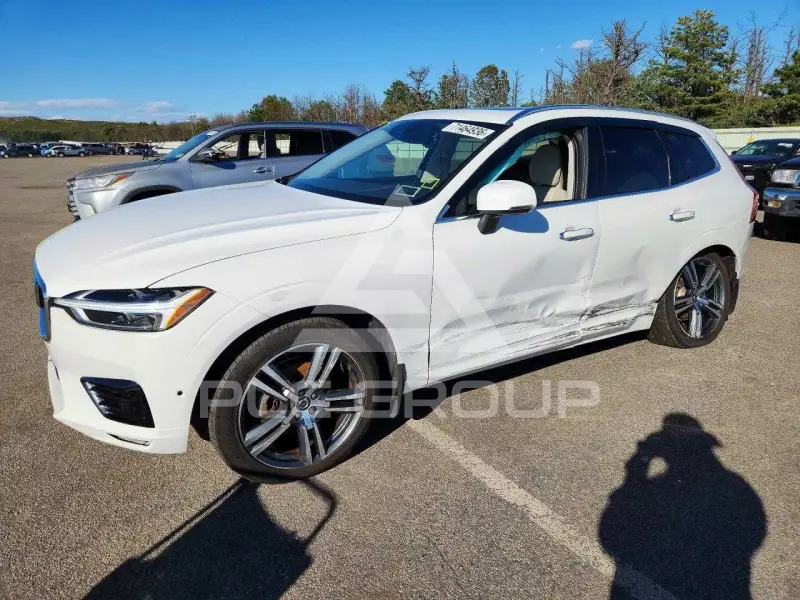2020 Volvo XC60 фото