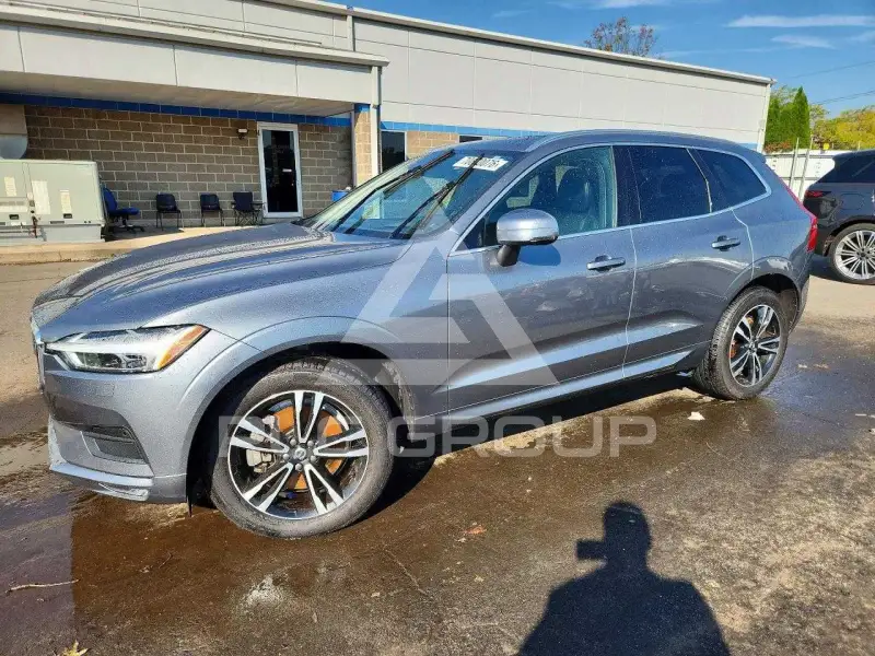 2020 Volvo XC60 фото