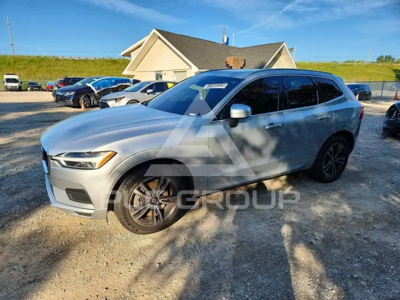 2020 Volvo XC60 фото