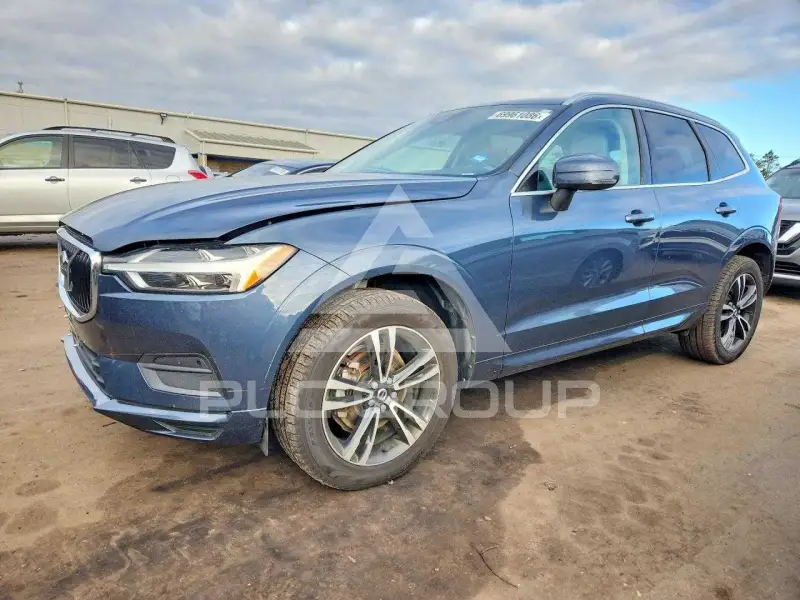 2020 Volvo XC60 photo
