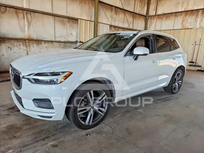 2020 Volvo XC60 photo