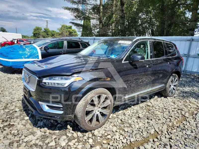 2020 Volvo XC90 photo