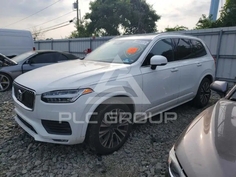 2020 Volvo XC90 photo